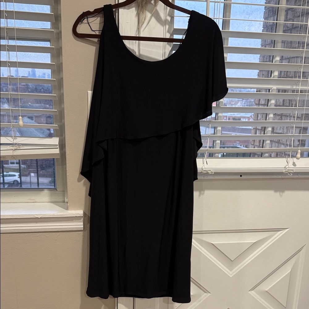 Scarlett Nite One Shoulder Black Dress
